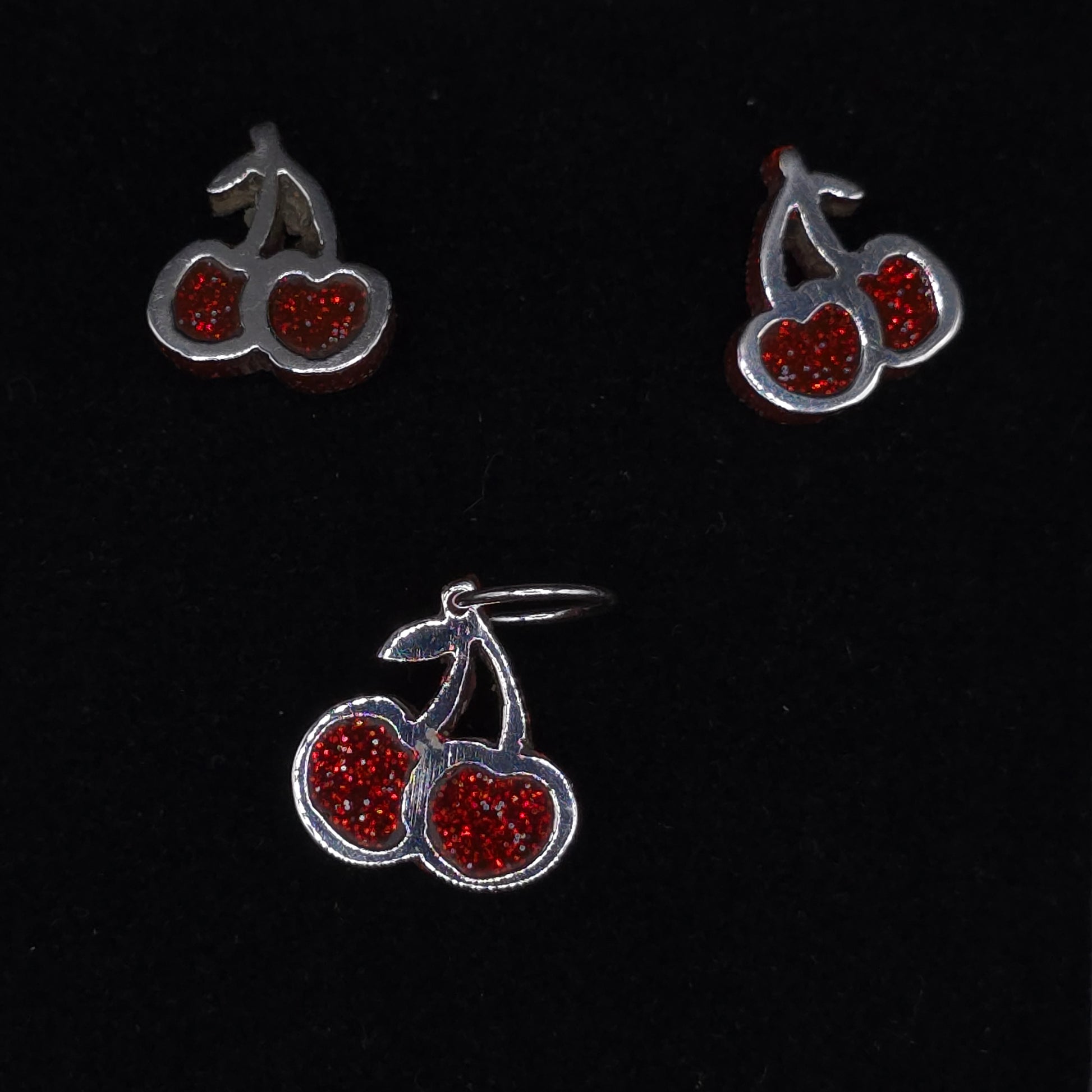 Set Cerezas Rojas – Dulzura y Estilo en Plata 925