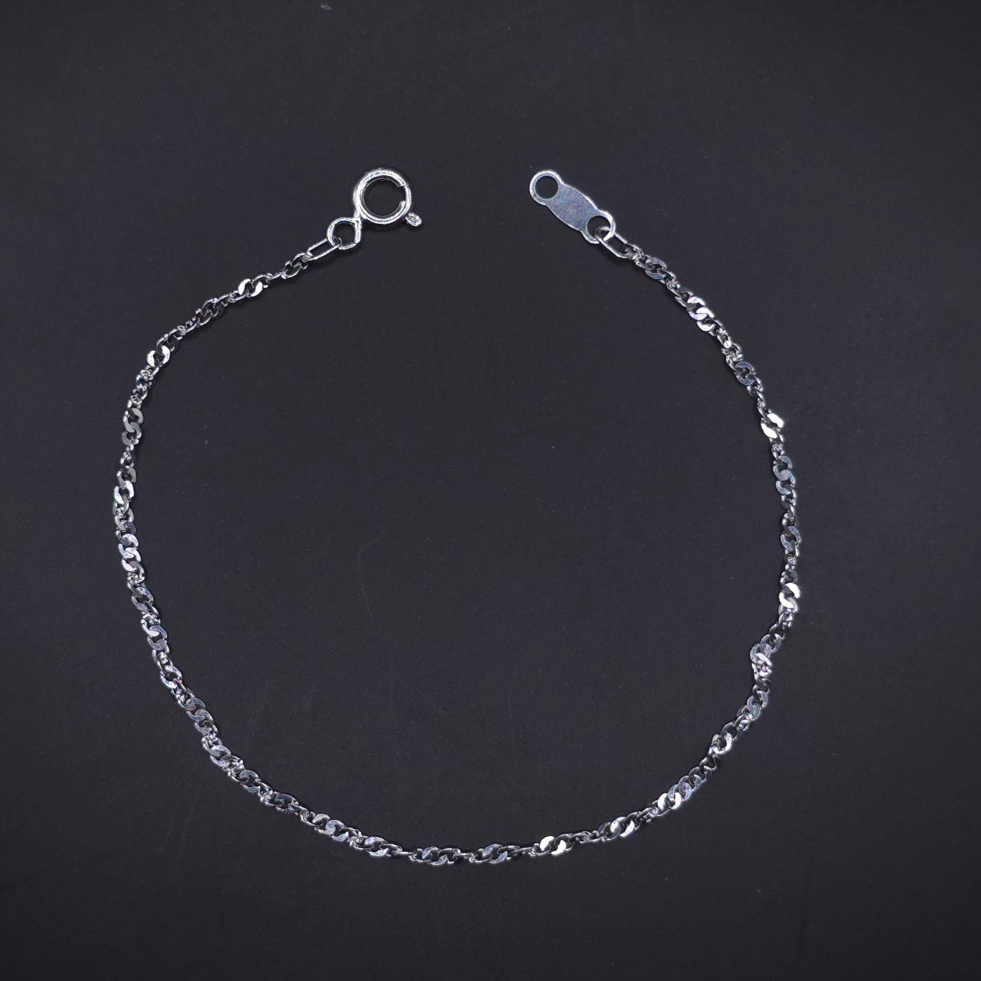 Esclava Minimal – Tejido Sencillo en Plata 925